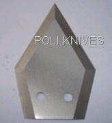pointed knife